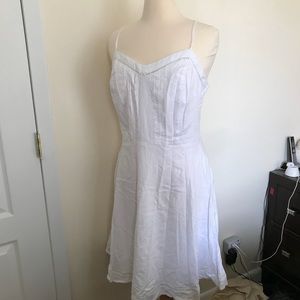 Women’s White Old Navy Summer Dress